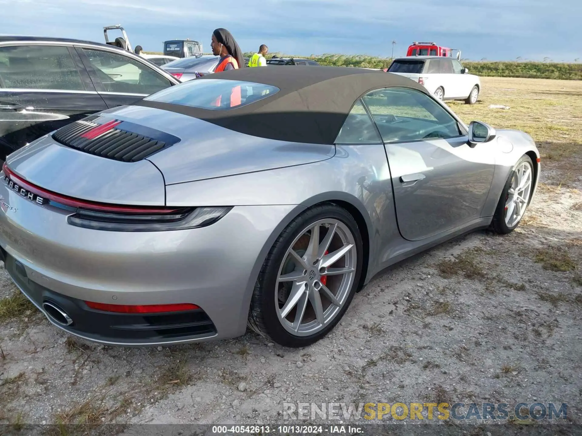 4 Фотография поврежденного автомобиля WP0CB2A90LS263274 PORSCHE 911 2020