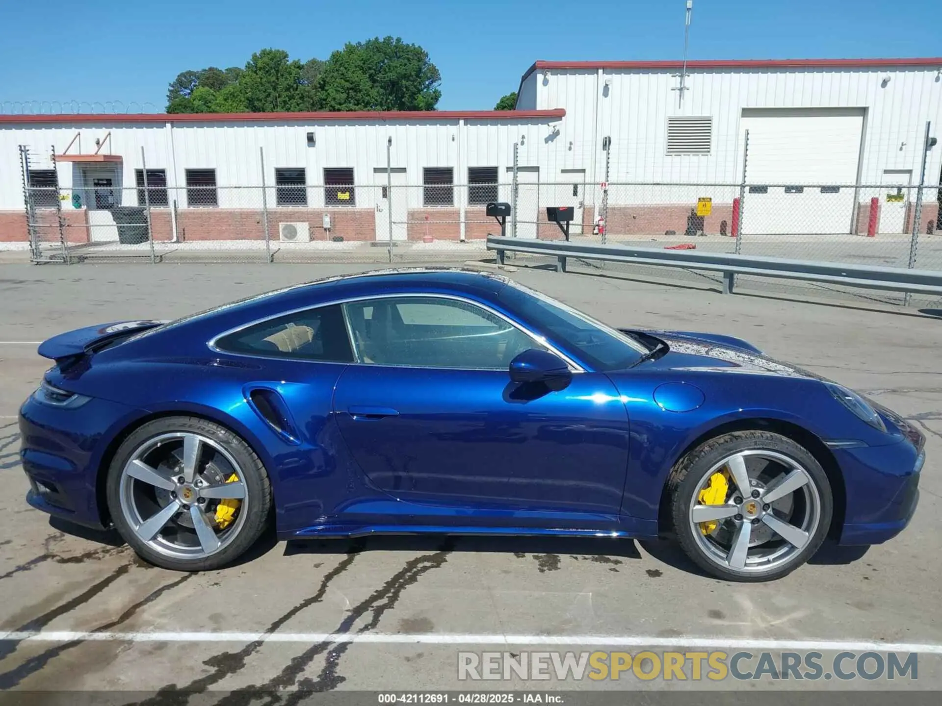 13 Фотография поврежденного автомобиля WP0AD2A99MS258366 PORSCHE 911 2021