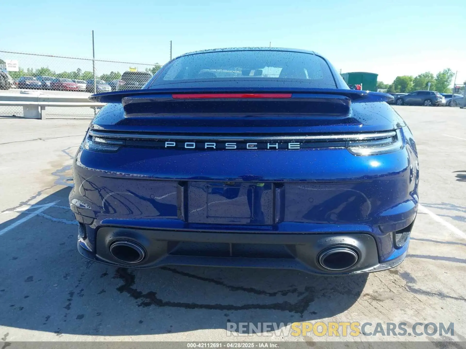 16 Фотография поврежденного автомобиля WP0AD2A99MS258366 PORSCHE 911 2021