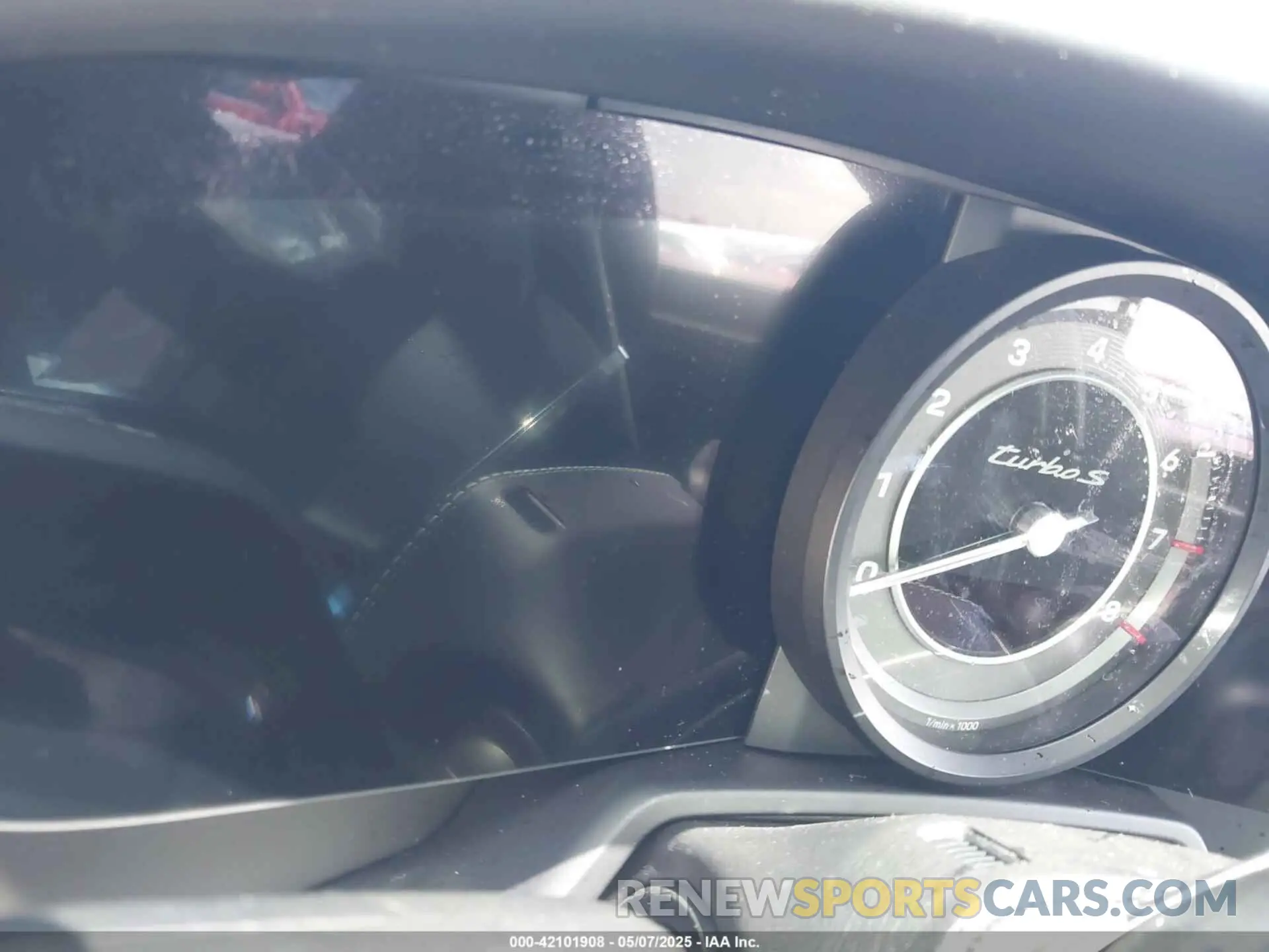 16 Photograph of a damaged car WP0AD2A92NS254256 PORSCHE 911 2022