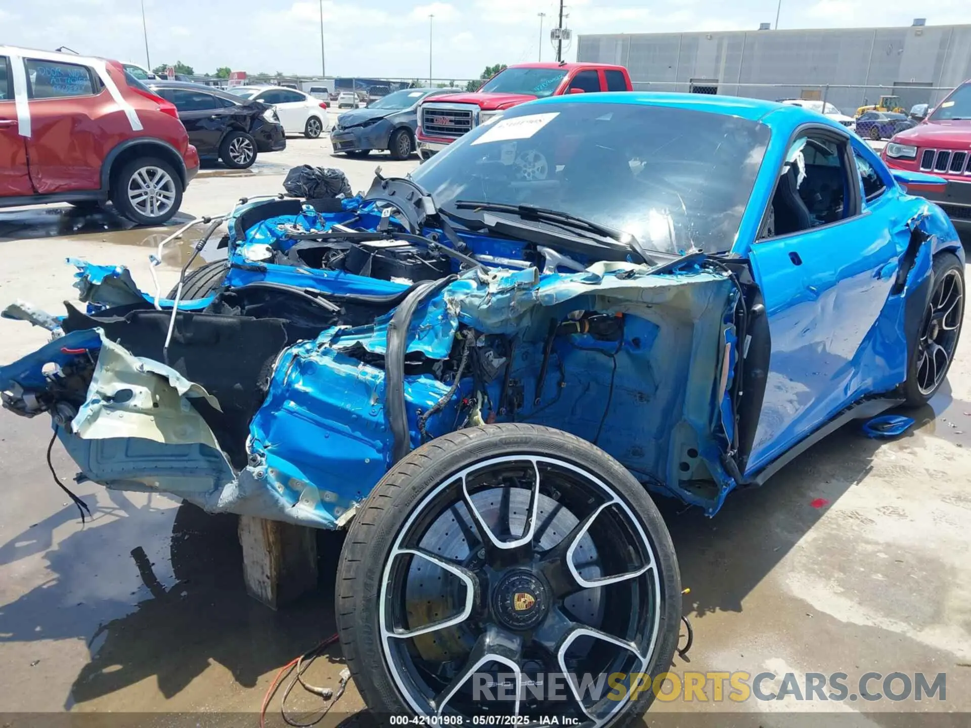 6 Photograph of a damaged car WP0AD2A92NS254256 PORSCHE 911 2022