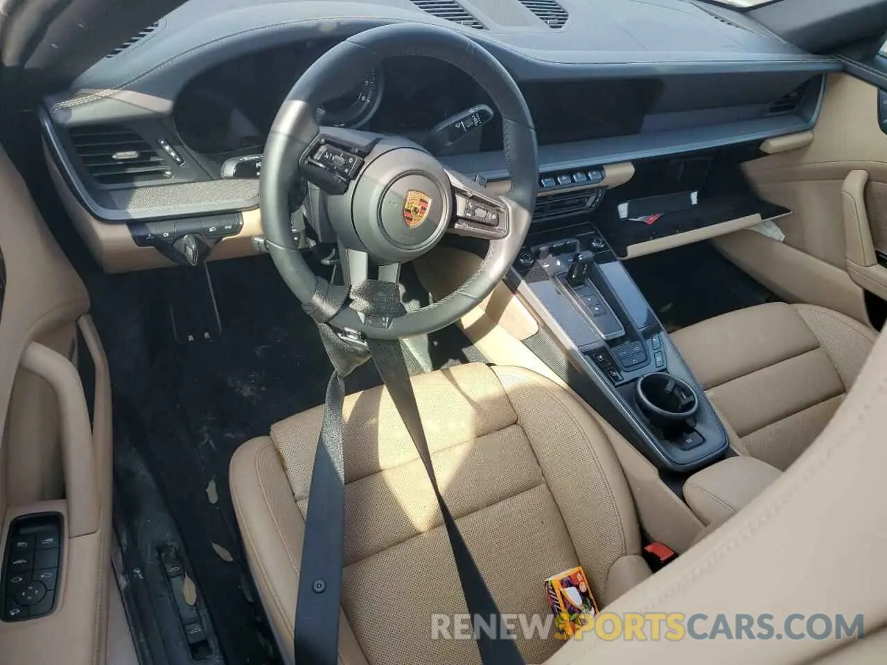 8 Photograph of a damaged car WP0CB2A91NS245207 PORSCHE 911 2022