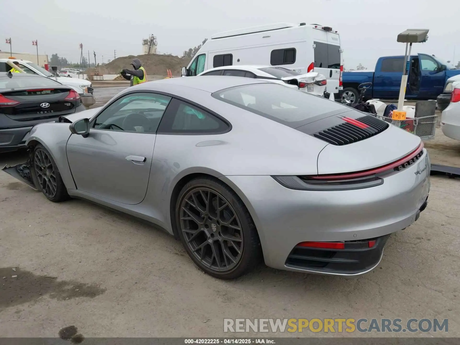 3 Фотография поврежденного автомобиля WP0AA2A93PS206048 PORSCHE 911 2023