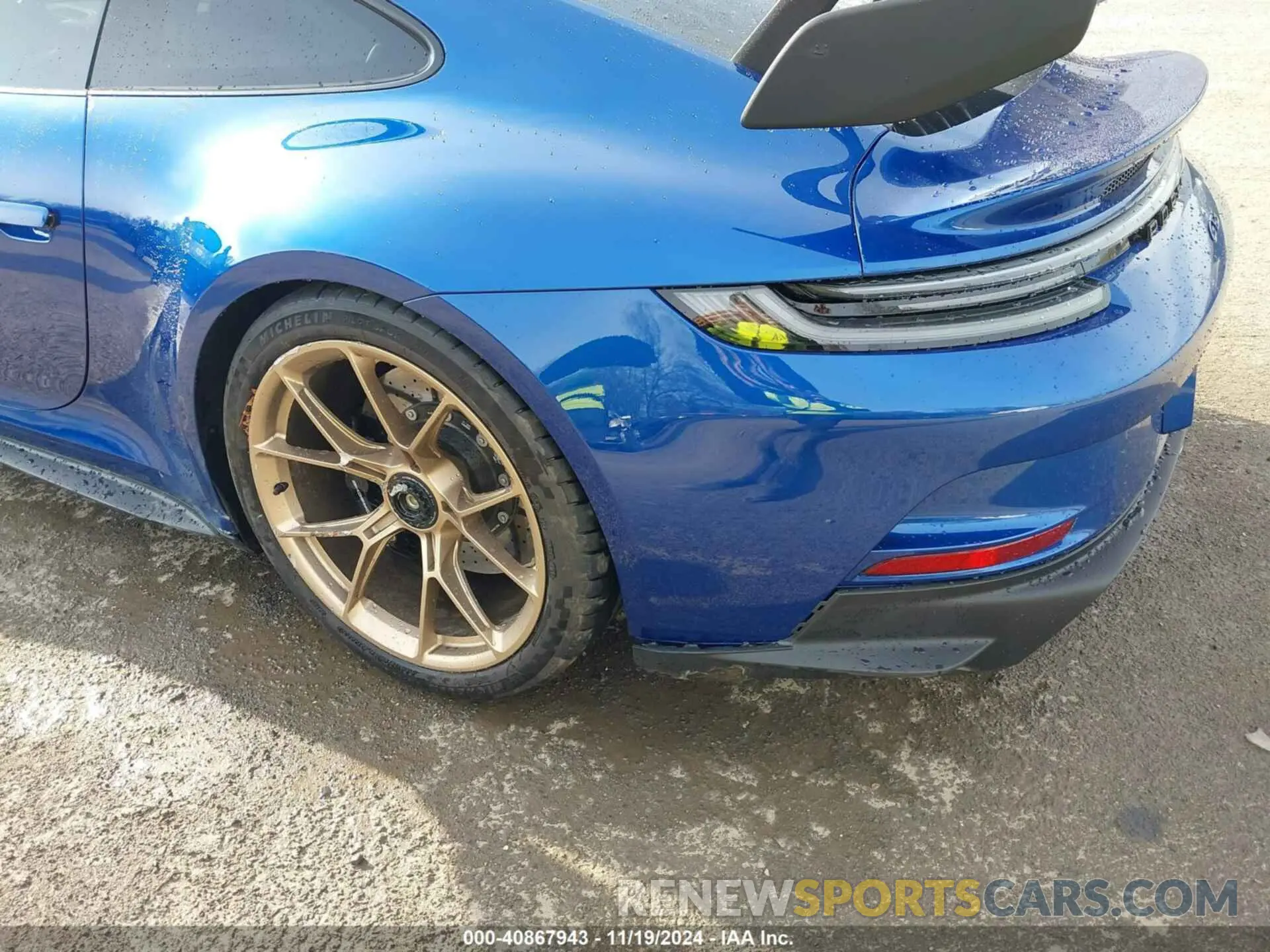 21 Photograph of a damaged car WP0AC2A98PS270144 PORSCHE 911 2023