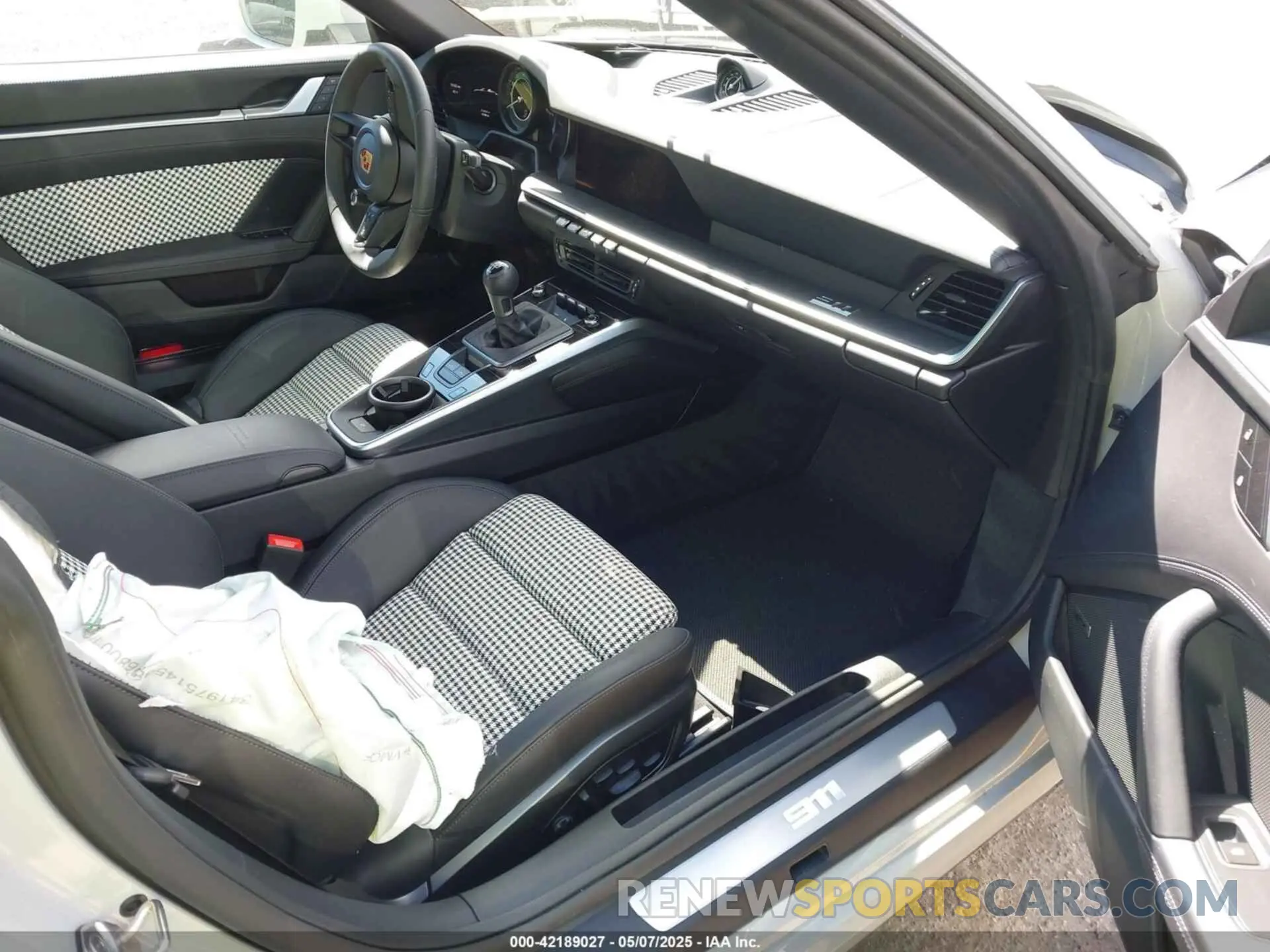 5 Photograph of a damaged car WP0BB2A95RS234549 PORSCHE 911 2024
