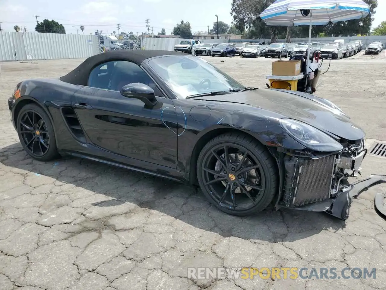 4 Photograph of a damaged car WP0CA2A87KS210774 PORSCHE BOXSTER 2019