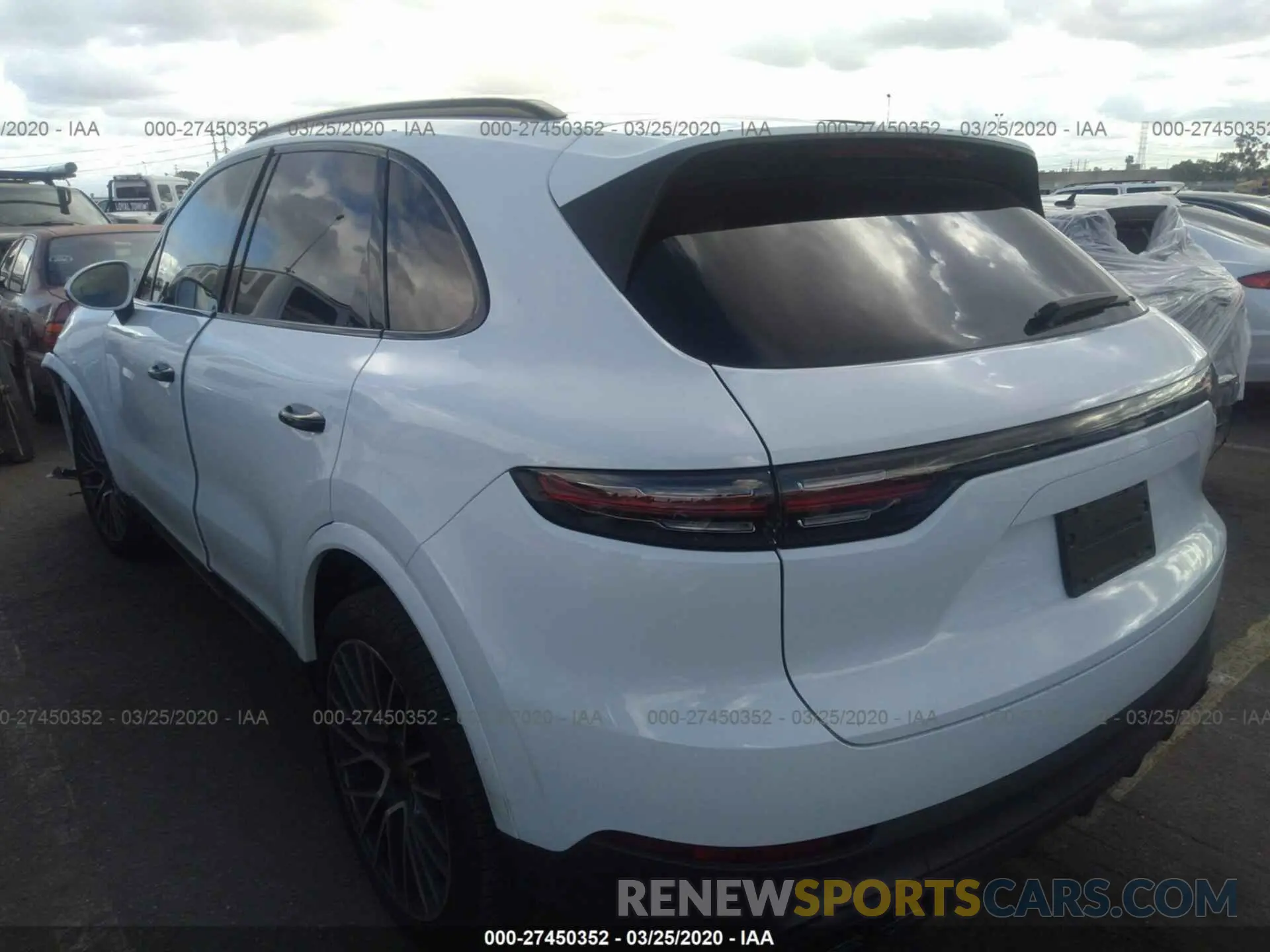 3 Photograph of a damaged car WP1AA2AY2KDA13635 PORSCHE CAYENNE 2019
