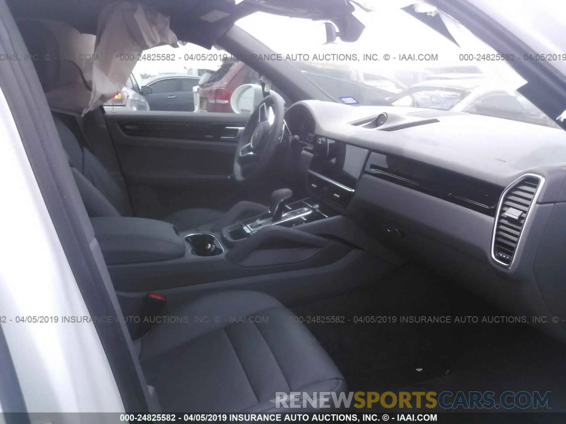 5 Photograph of a damaged car WP1AA2AY3KDA01896 PORSCHE CAYENNE 2019