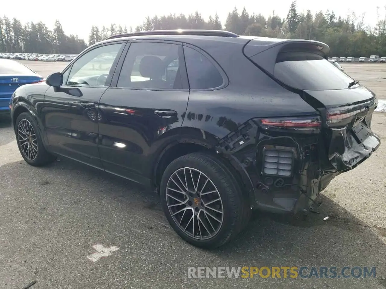 2 Photograph of a damaged car WP1AA2AY3KDA18083 PORSCHE CAYENNE 2019