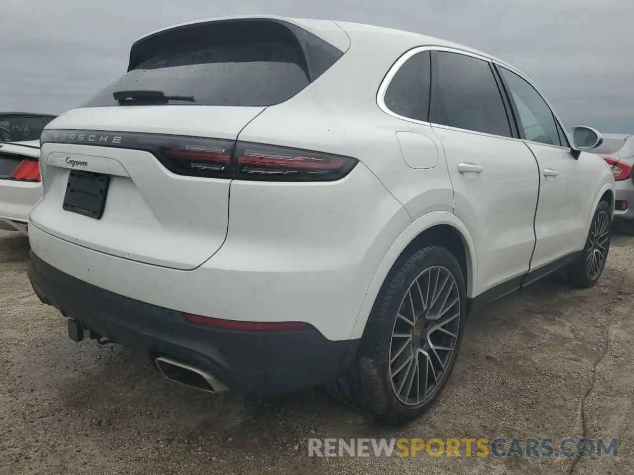 3 Photograph of a damaged car WP1AA2AY3KDA18343 PORSCHE CAYENNE 2019
