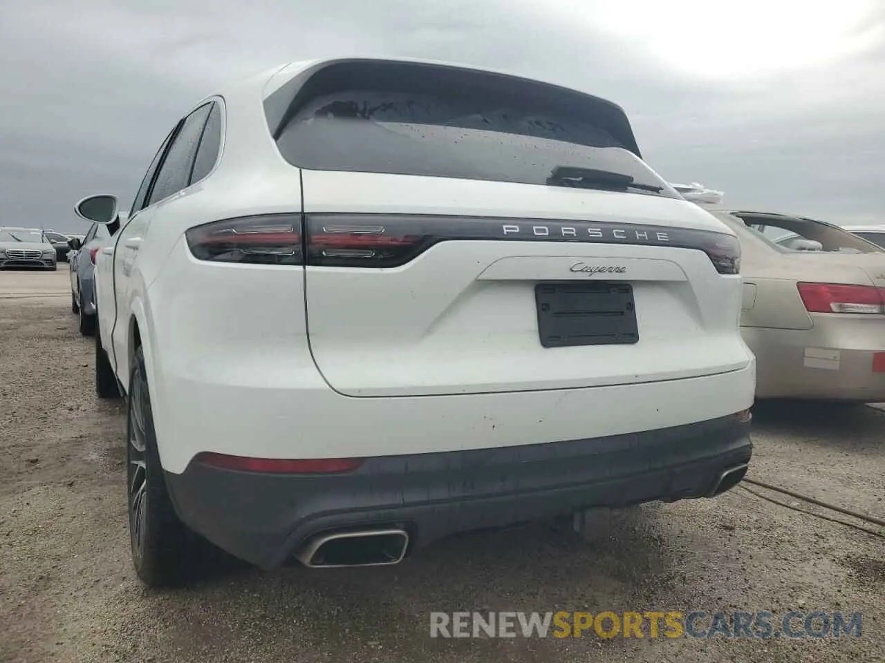 6 Photograph of a damaged car WP1AA2AY3KDA18343 PORSCHE CAYENNE 2019