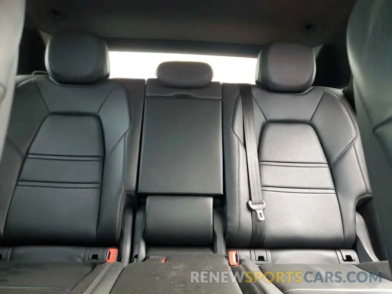 10 Фотография поврежденного автомобиля WP1AA2AY4KDA01261 PORSCHE CAYENNE 2019