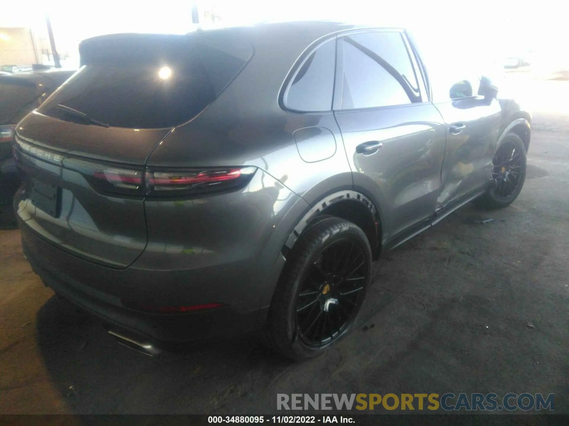 4 Photograph of a damaged car WP1AA2AY4KDA11028 PORSCHE CAYENNE 2019