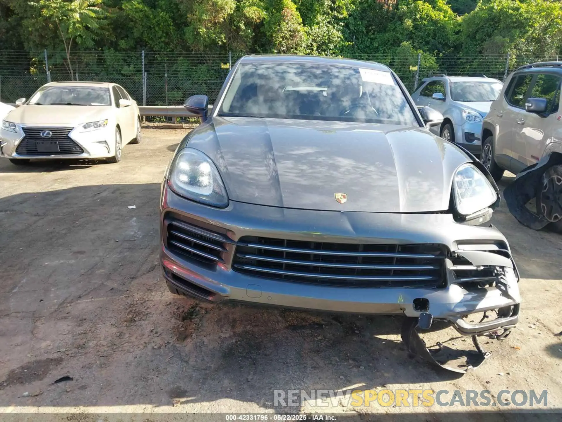 17 Photograph of a damaged car WP1AA2AY6KDA08082 PORSCHE CAYENNE 2019