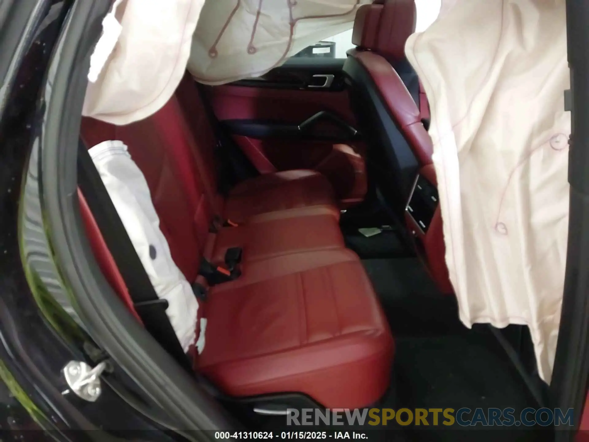 8 Photograph of a damaged car WP1AA2AY7KDA04882 PORSCHE CAYENNE 2019