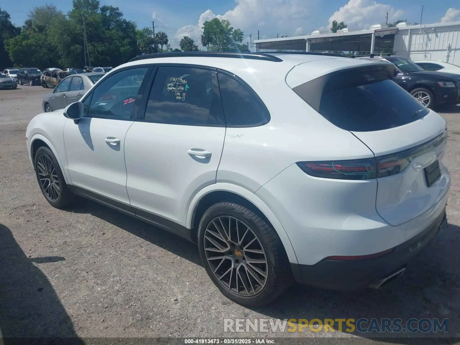 3 Фотография поврежденного автомобиля WP1AA2AY8KDA05295 PORSCHE CAYENNE 2019