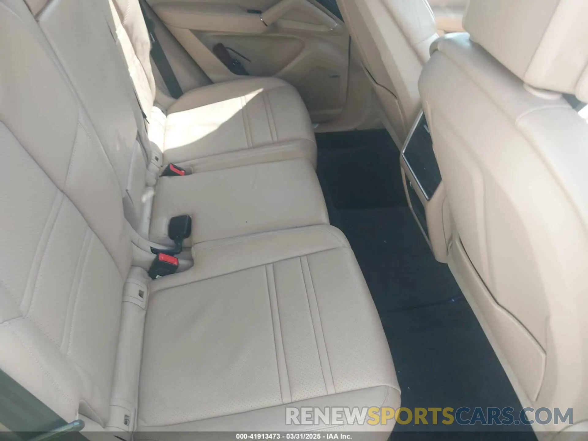 8 Фотография поврежденного автомобиля WP1AA2AY8KDA05295 PORSCHE CAYENNE 2019
