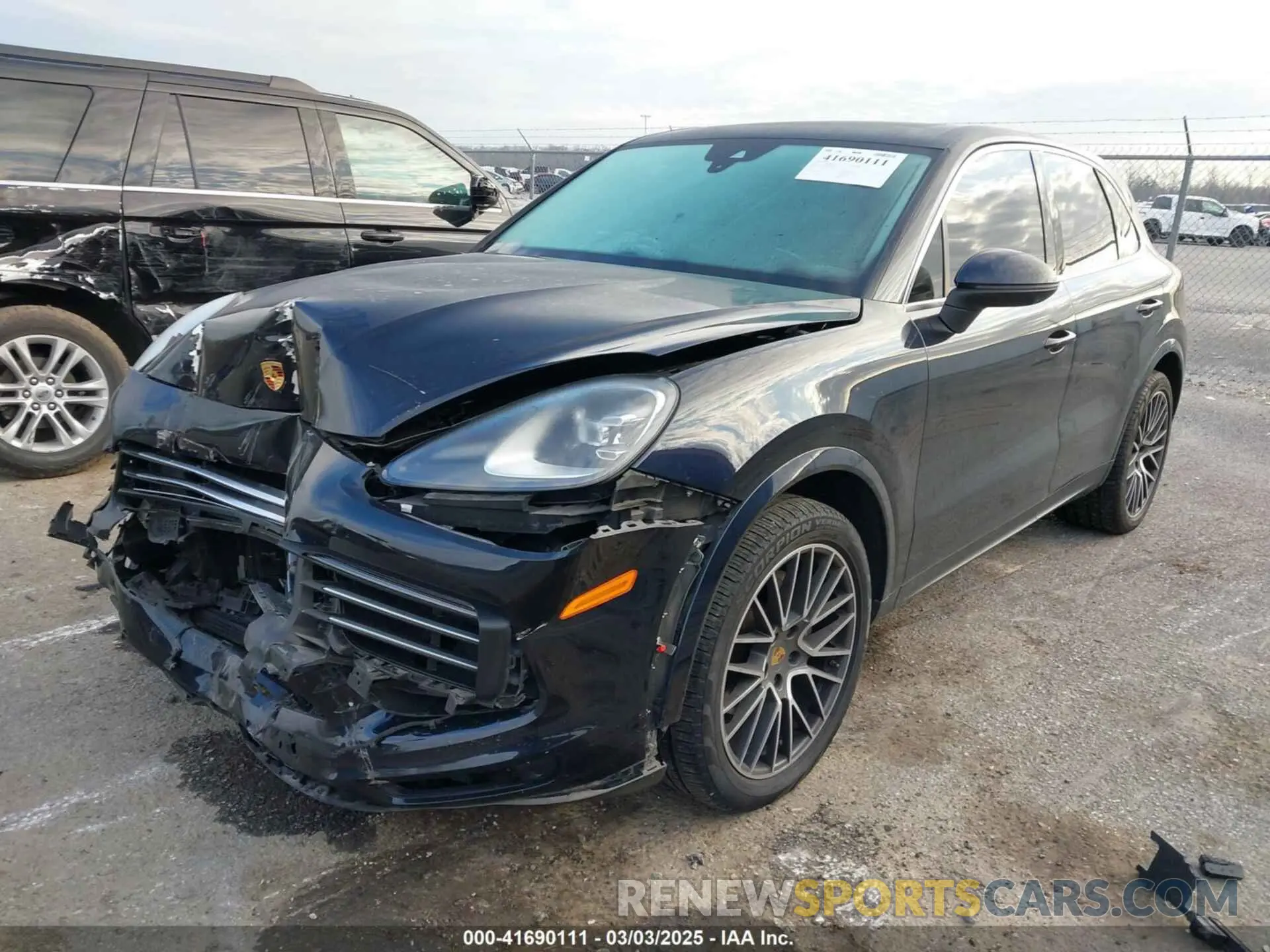 2 Фотография поврежденного автомобиля WP1AA2AY8KDA06172 PORSCHE CAYENNE 2019