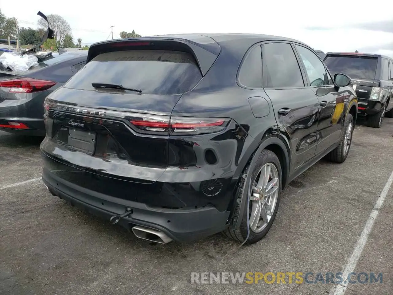 4 Photograph of a damaged car WP1AA2AY8KDA11260 PORSCHE CAYENNE 2019