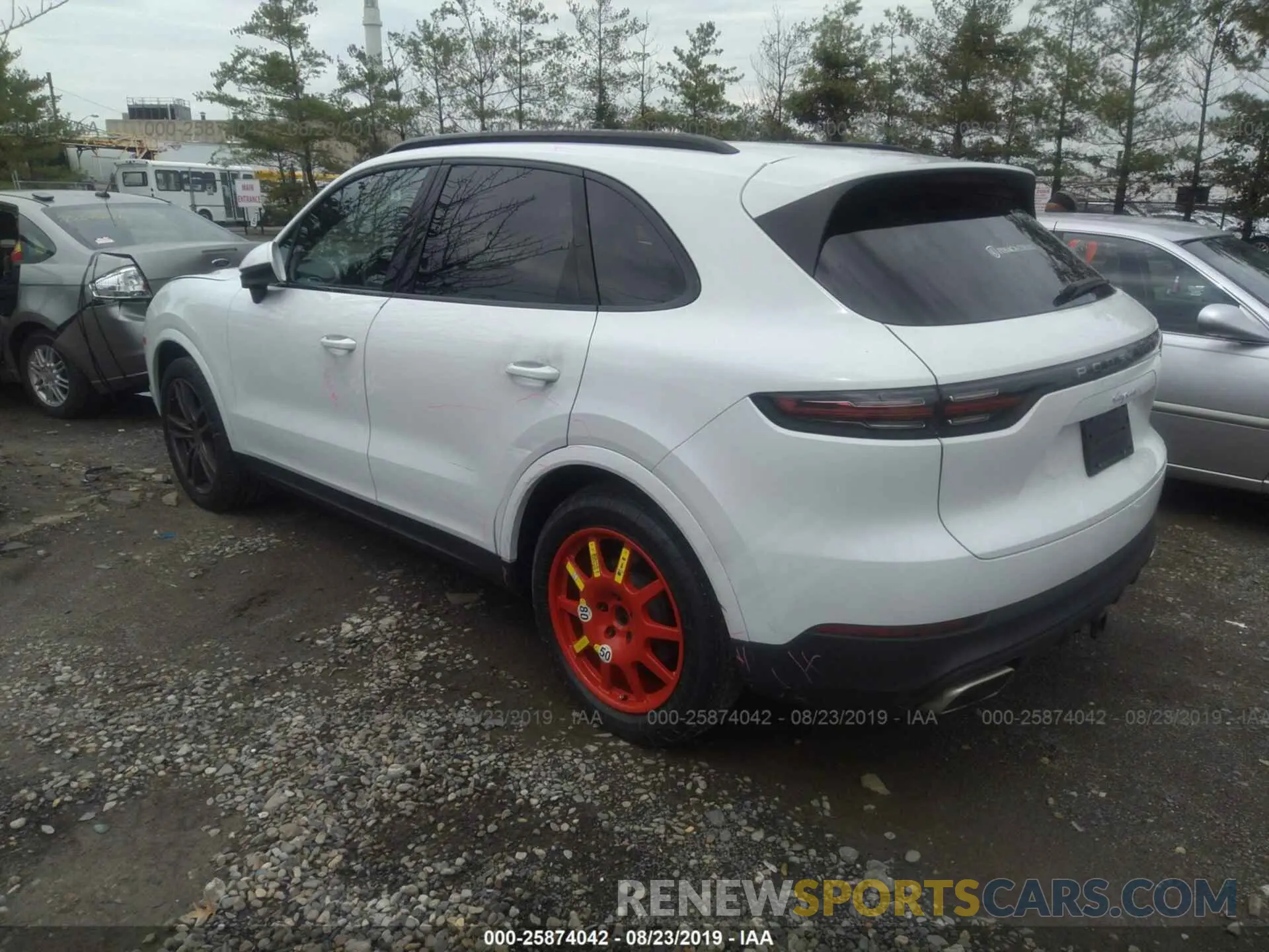 3 Photograph of a damaged car WP1AA2AY8KDA14675 PORSCHE CAYENNE 2019