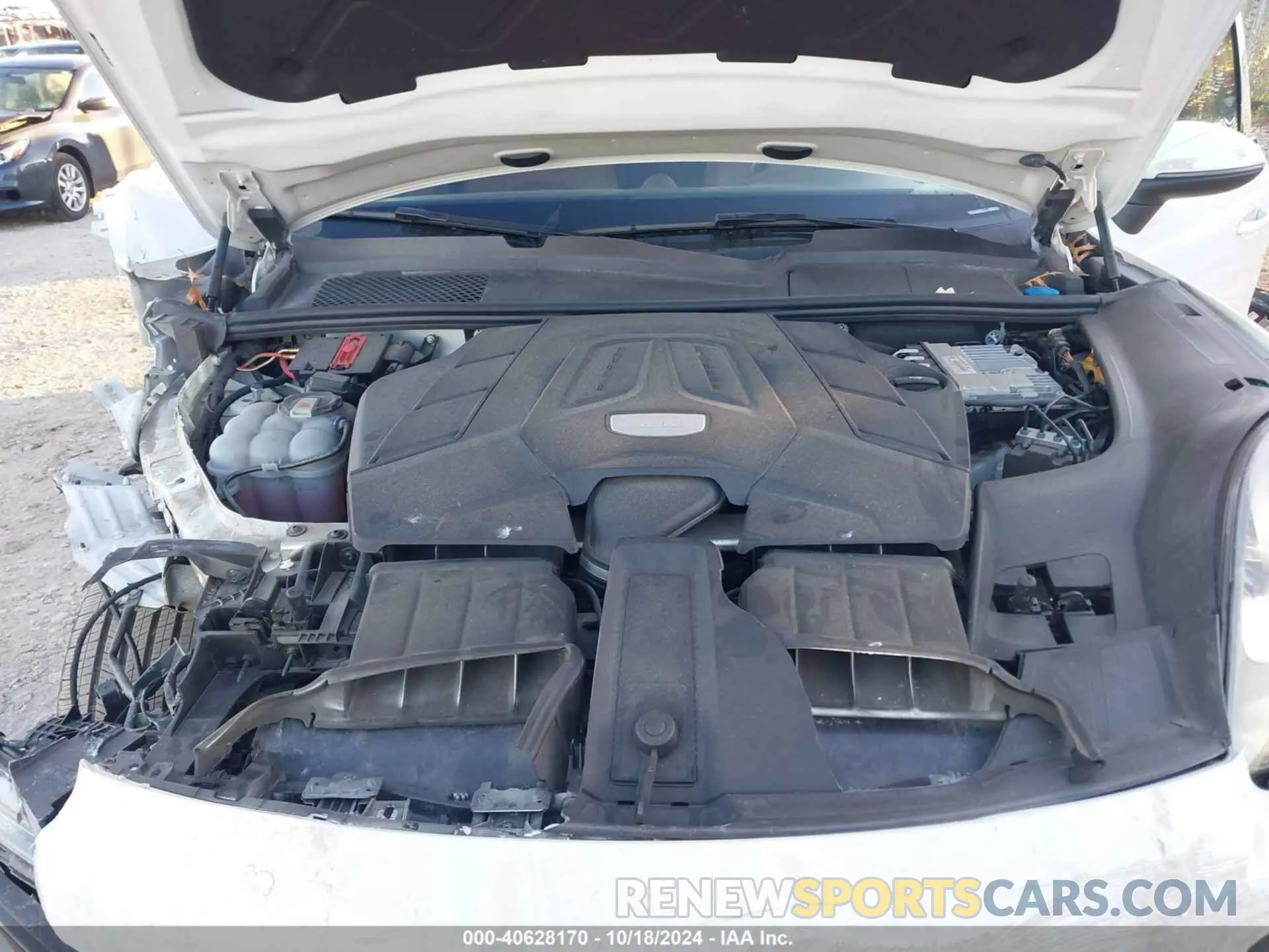 10 Photograph of a damaged car WP1AA2AY9KDA03538 PORSCHE CAYENNE 2019