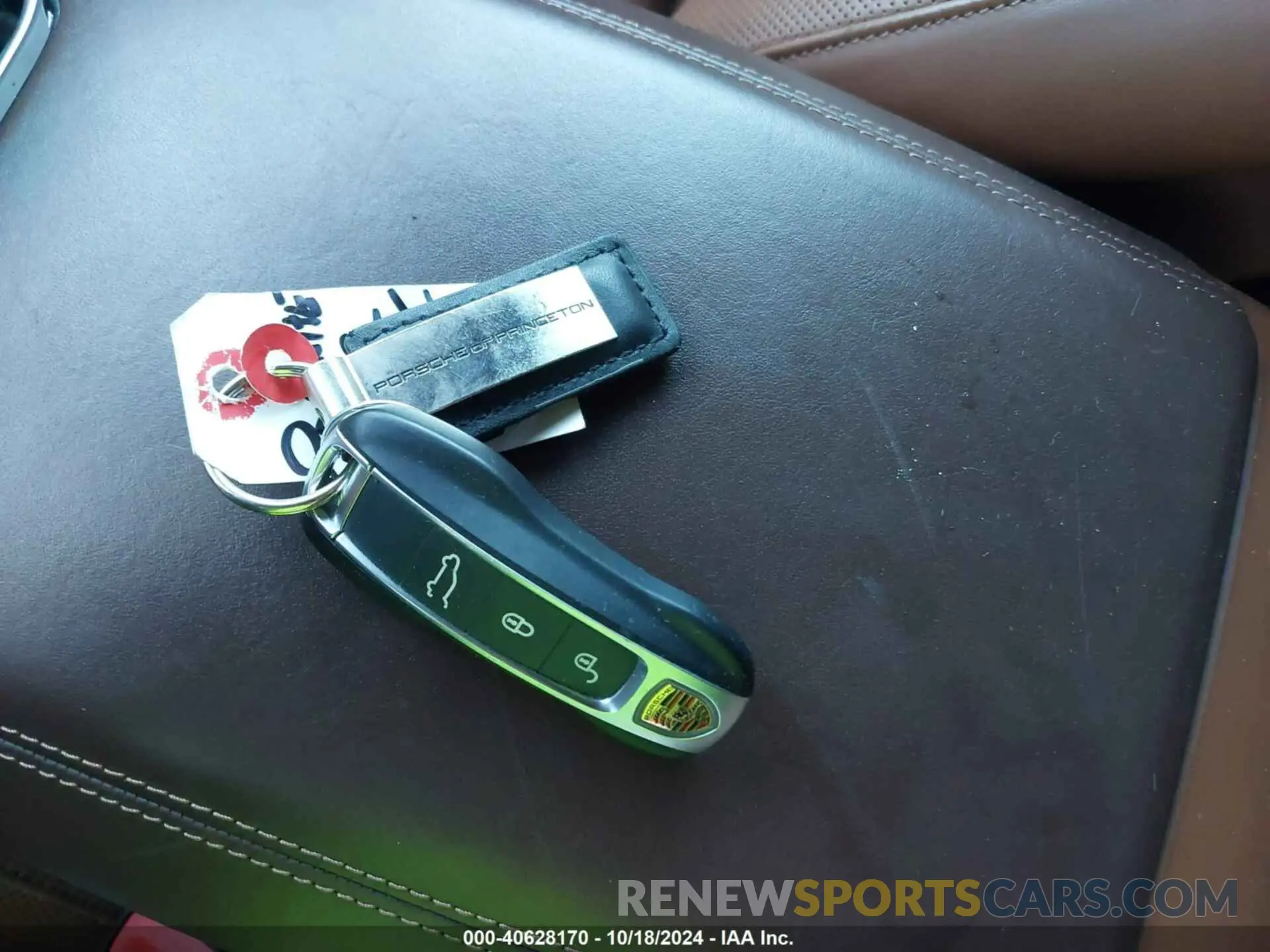 11 Photograph of a damaged car WP1AA2AY9KDA03538 PORSCHE CAYENNE 2019