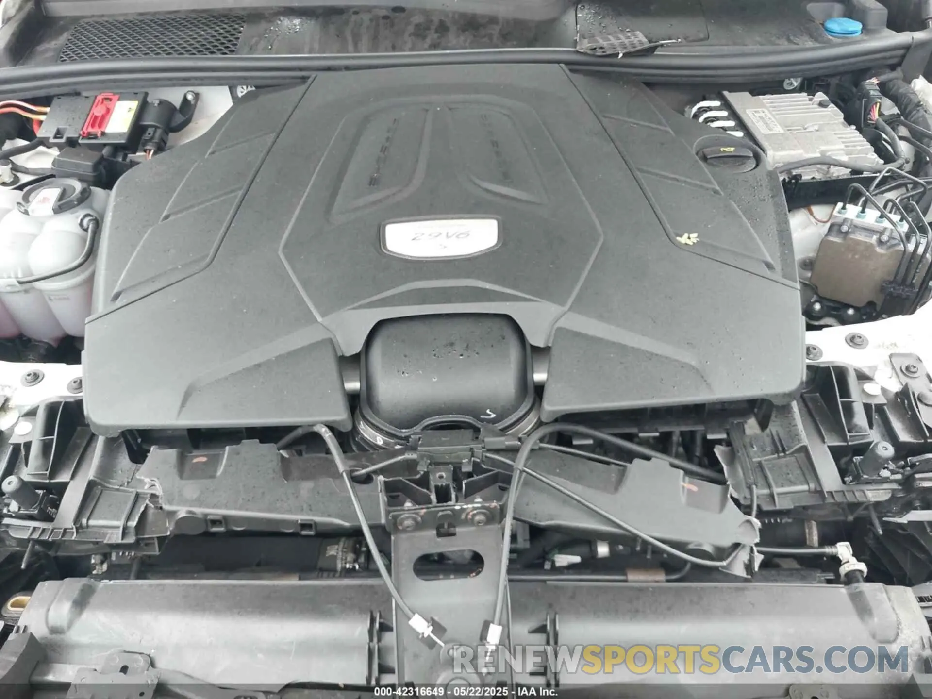 10 Photograph of a damaged car WP1AB2AY2KDA64548 PORSCHE CAYENNE 2019
