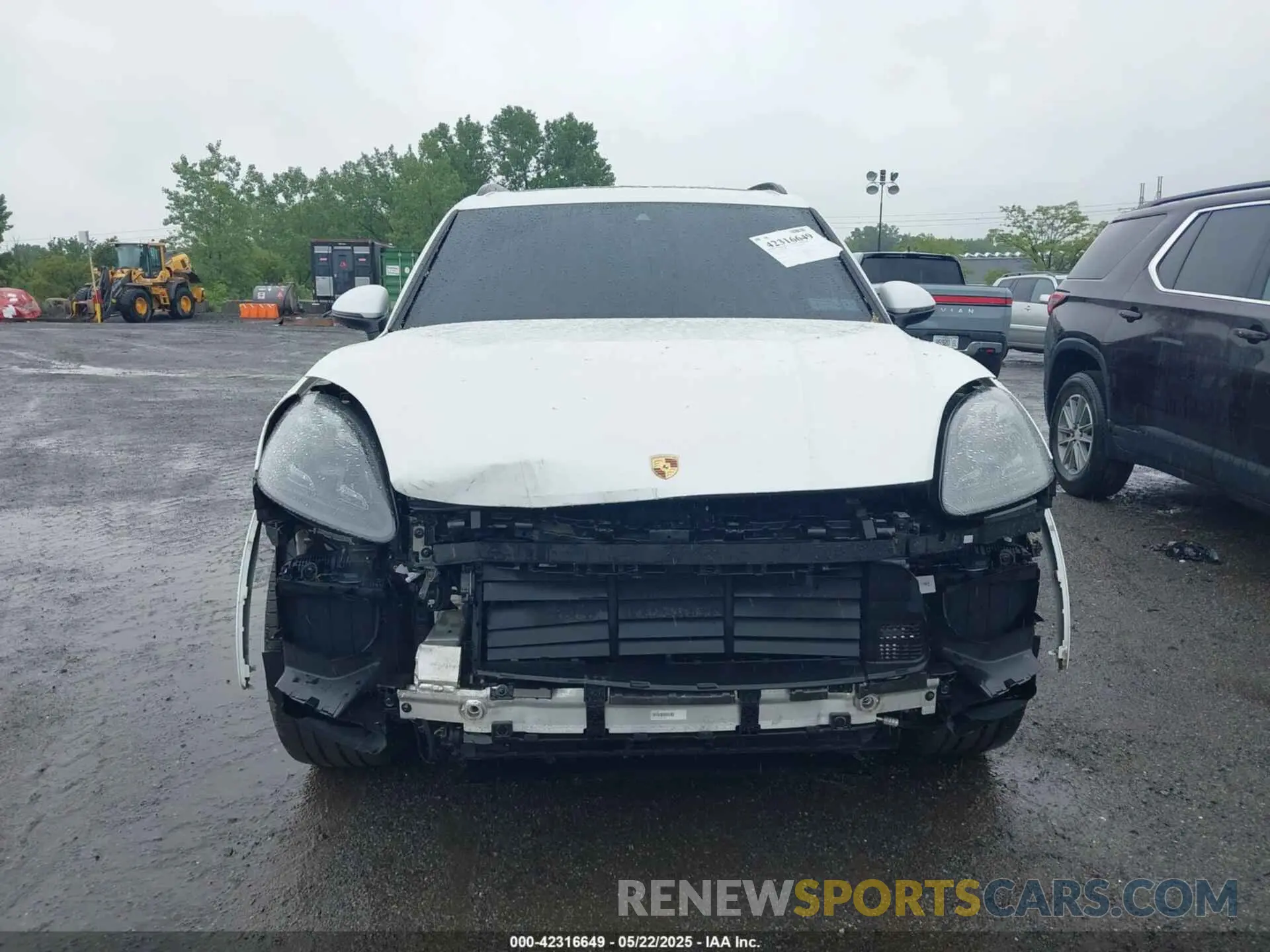 12 Photograph of a damaged car WP1AB2AY2KDA64548 PORSCHE CAYENNE 2019