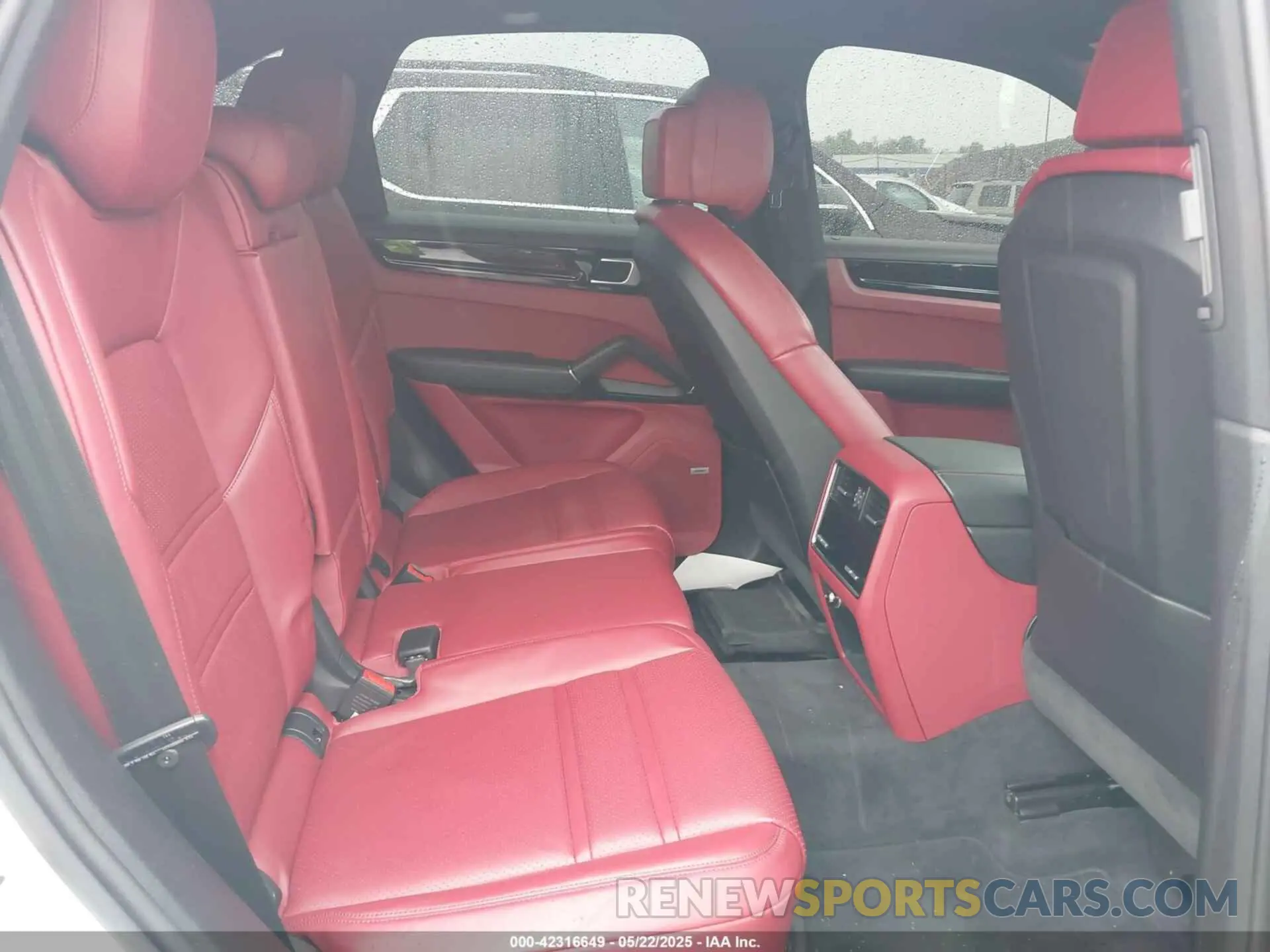 8 Photograph of a damaged car WP1AB2AY2KDA64548 PORSCHE CAYENNE 2019