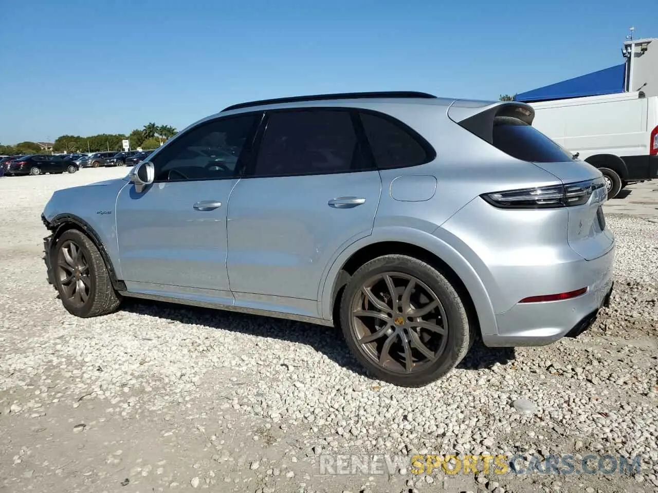 2 Фотография поврежденного автомобиля WP1AE2AY0KDA50140 PORSCHE CAYENNE 2019
