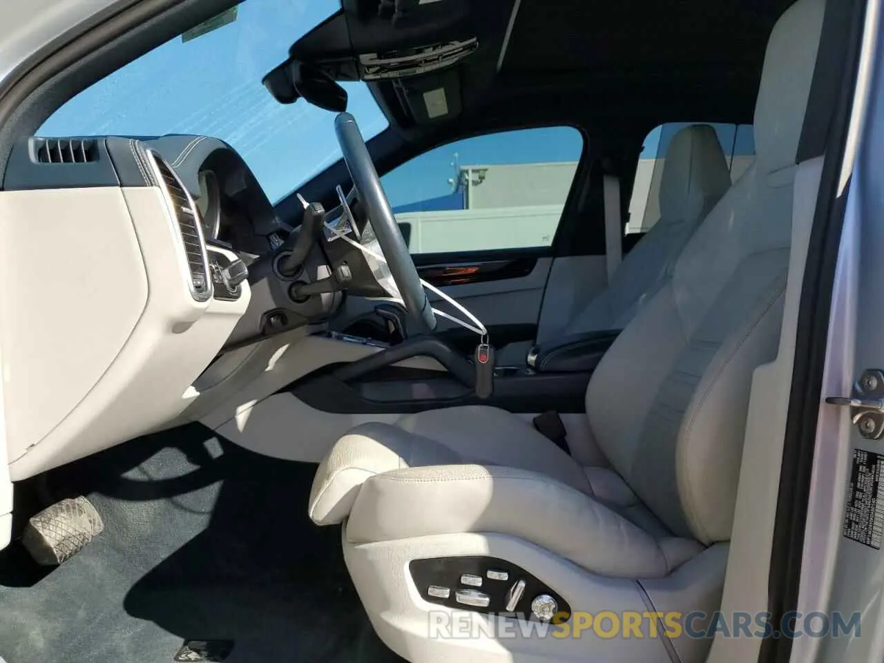 7 Фотография поврежденного автомобиля WP1AE2AY0KDA50140 PORSCHE CAYENNE 2019