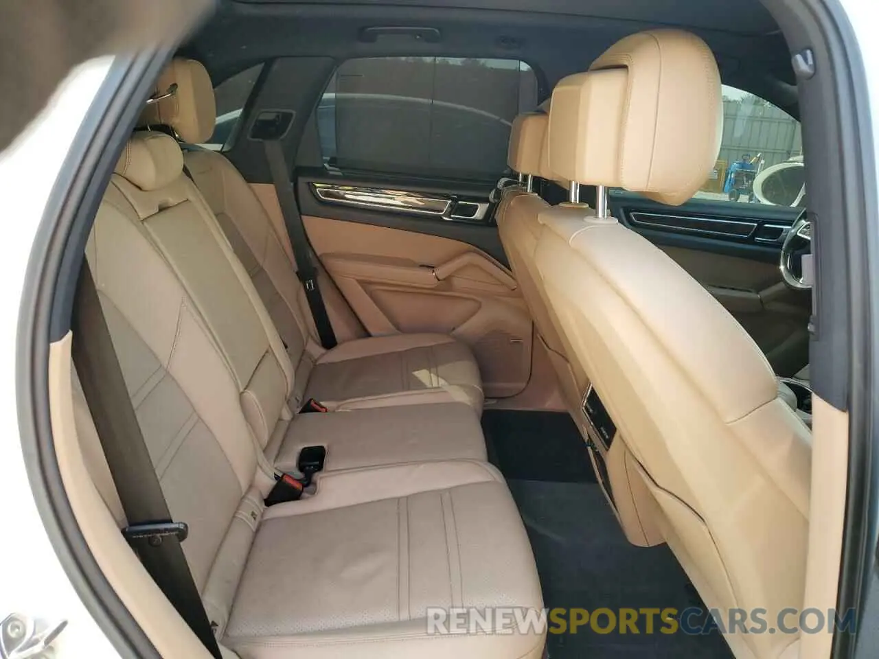 11 Photograph of a damaged car WP1AA2AY3LDA00359 PORSCHE CAYENNE 2020