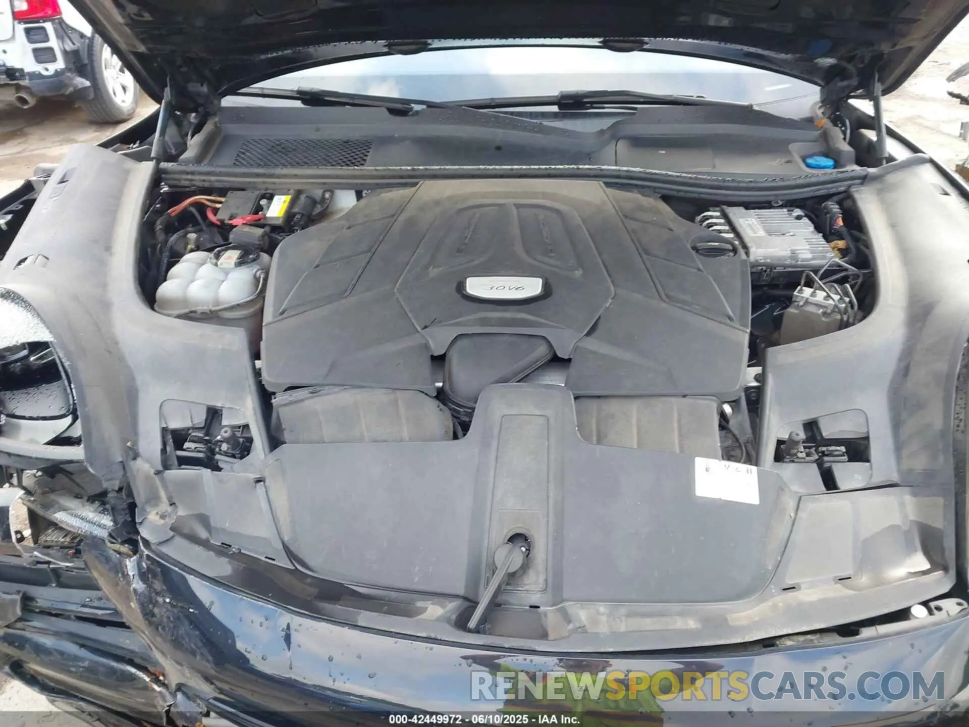 10 Photograph of a damaged car WP1AA2AY4LDA07823 PORSCHE CAYENNE 2020