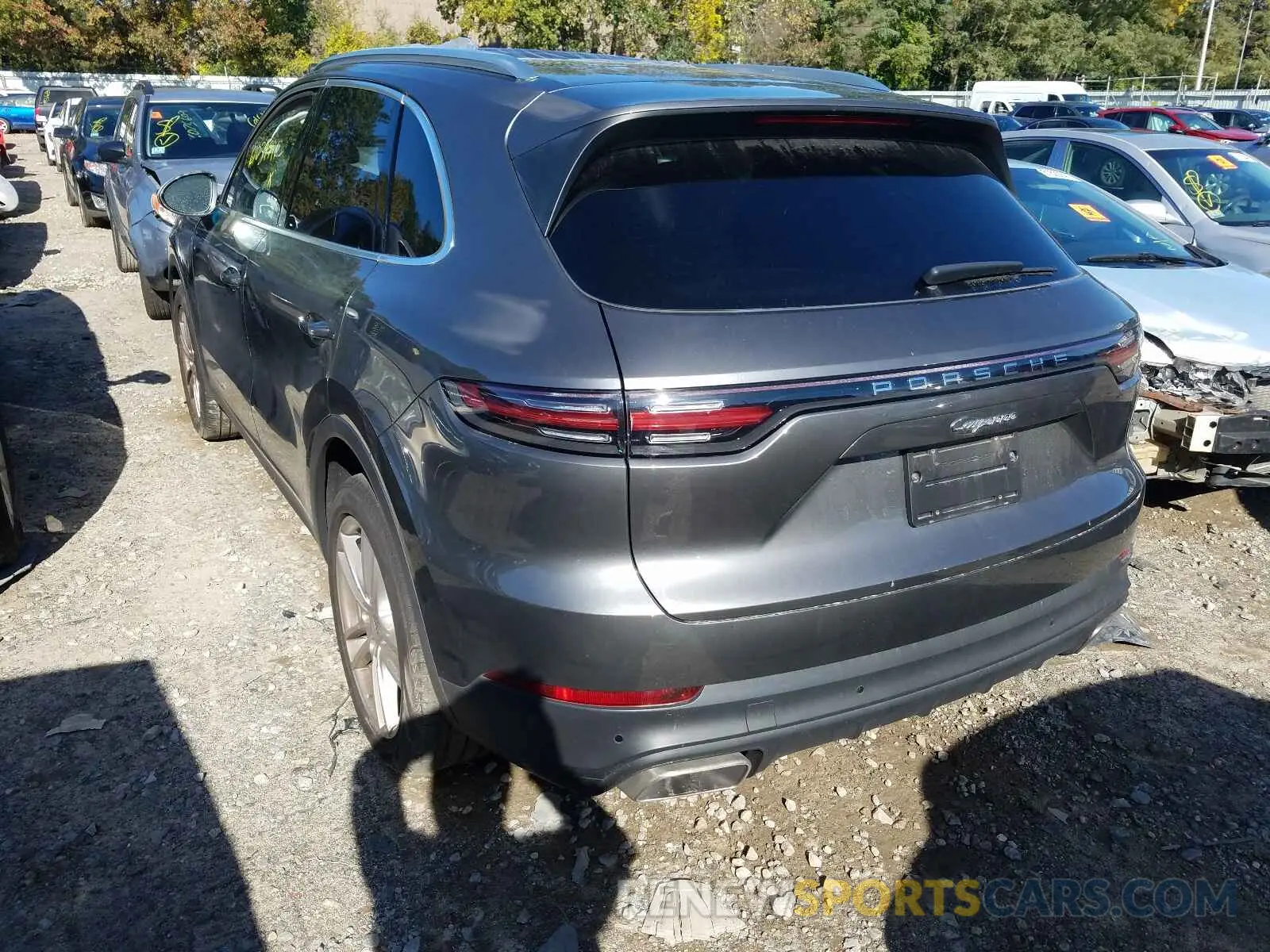 3 Фотография поврежденного автомобиля WP1AA2AY5LDA01643 PORSCHE CAYENNE 2020