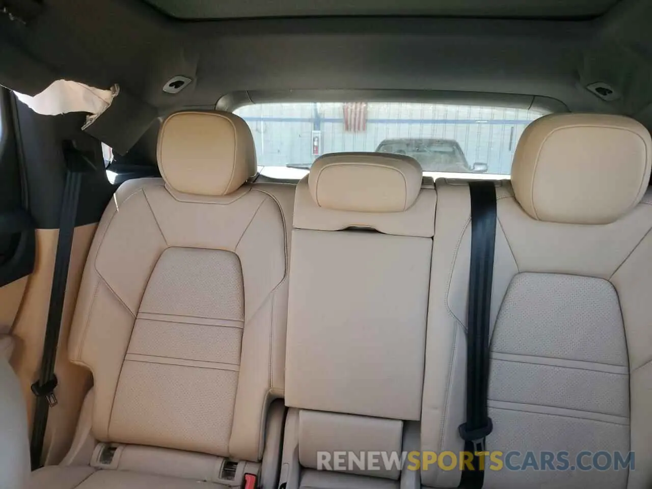 10 Photograph of a damaged car WP1AA2AY8LDA06688 PORSCHE CAYENNE 2020
