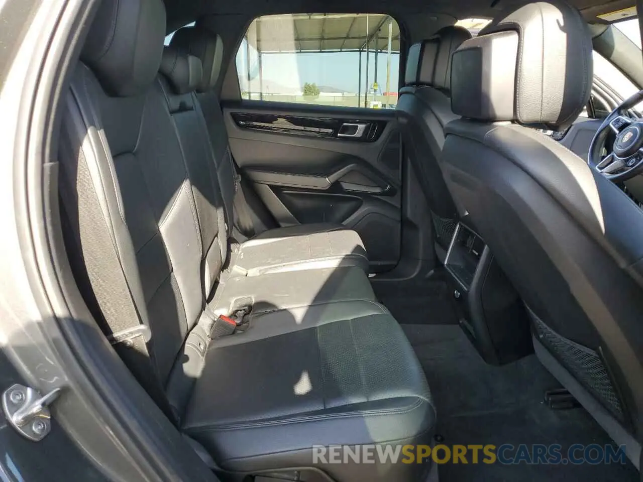 11 Фотография поврежденного автомобиля WP1AE2AY8LDA22202 PORSCHE CAYENNE 2020