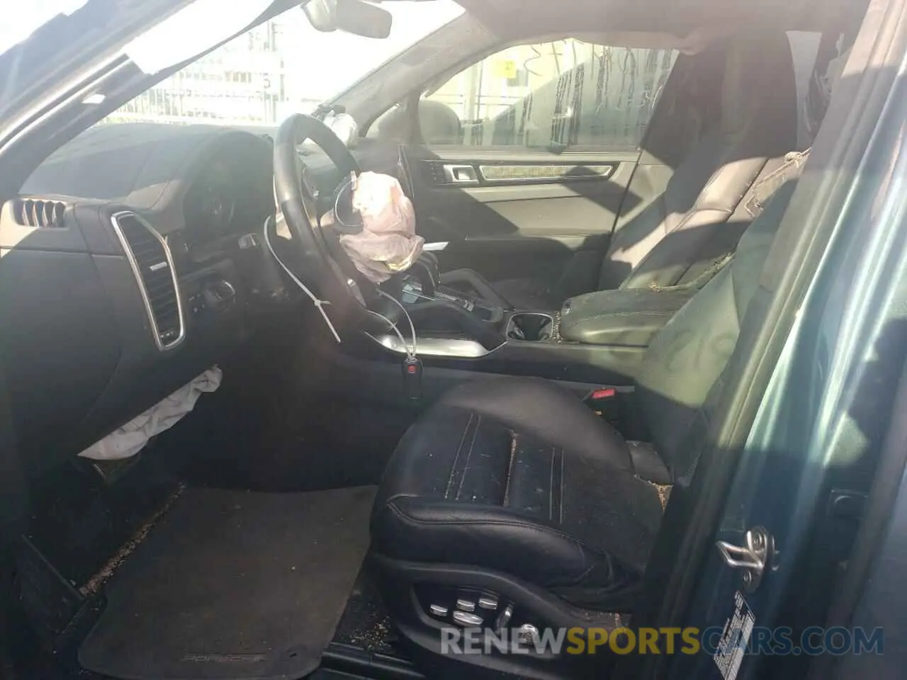 7 Photograph of a damaged car WP1AF2AY6LDA39092 PORSCHE CAYENNE 2020