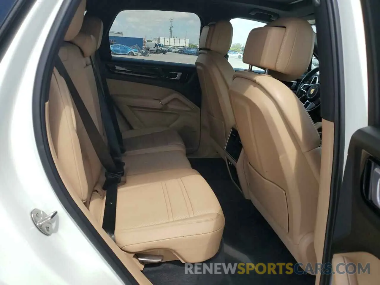 10 Фотография поврежденного автомобиля WP1AA2AY2MDA05988 PORSCHE CAYENNE 2021
