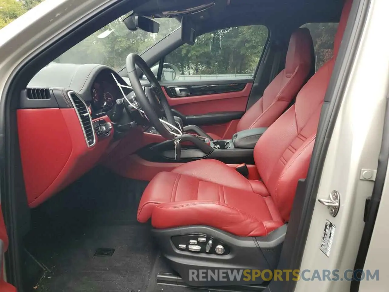 7 Photograph of a damaged car WP1AA2AY2MDA07059 PORSCHE CAYENNE 2021