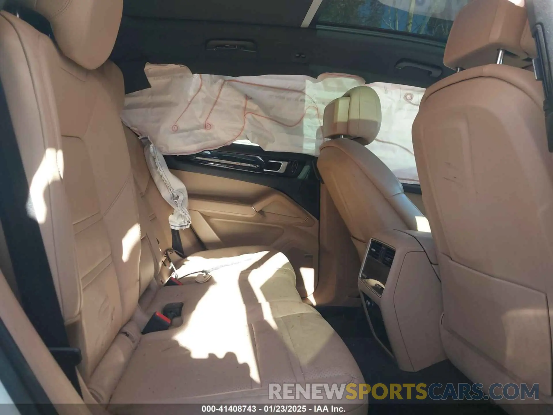 8 Photograph of a damaged car WP1AA2AY2MDA07529 PORSCHE CAYENNE 2021