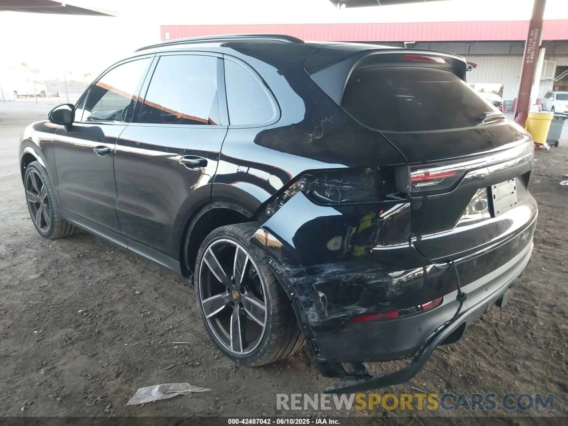 3 Photograph of a damaged car WP1AA2AY5MDA04012 PORSCHE CAYENNE 2021