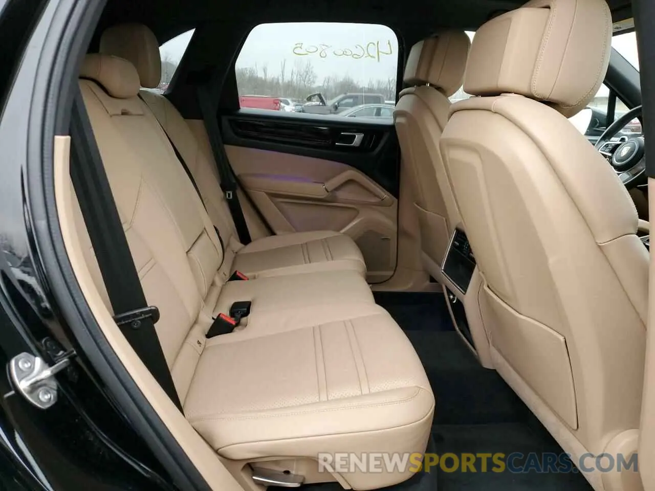 11 Photograph of a damaged car WP1AA2AY6MDA01135 PORSCHE CAYENNE 2021