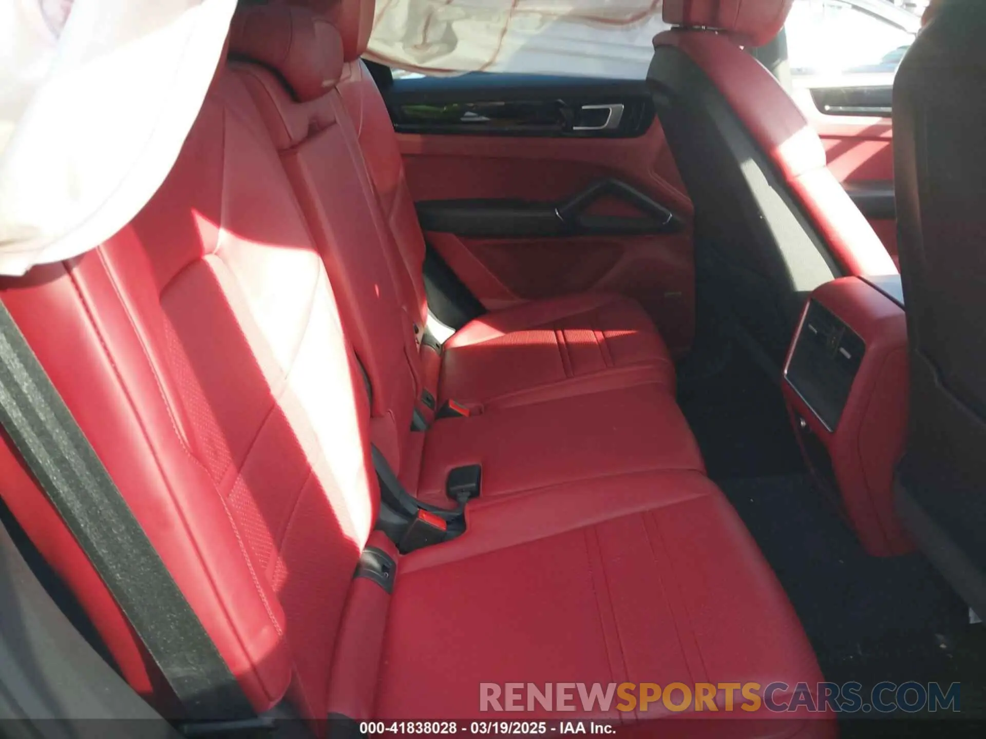 8 Фотография поврежденного автомобиля WP1AA2AY7MDA01807 PORSCHE CAYENNE 2021