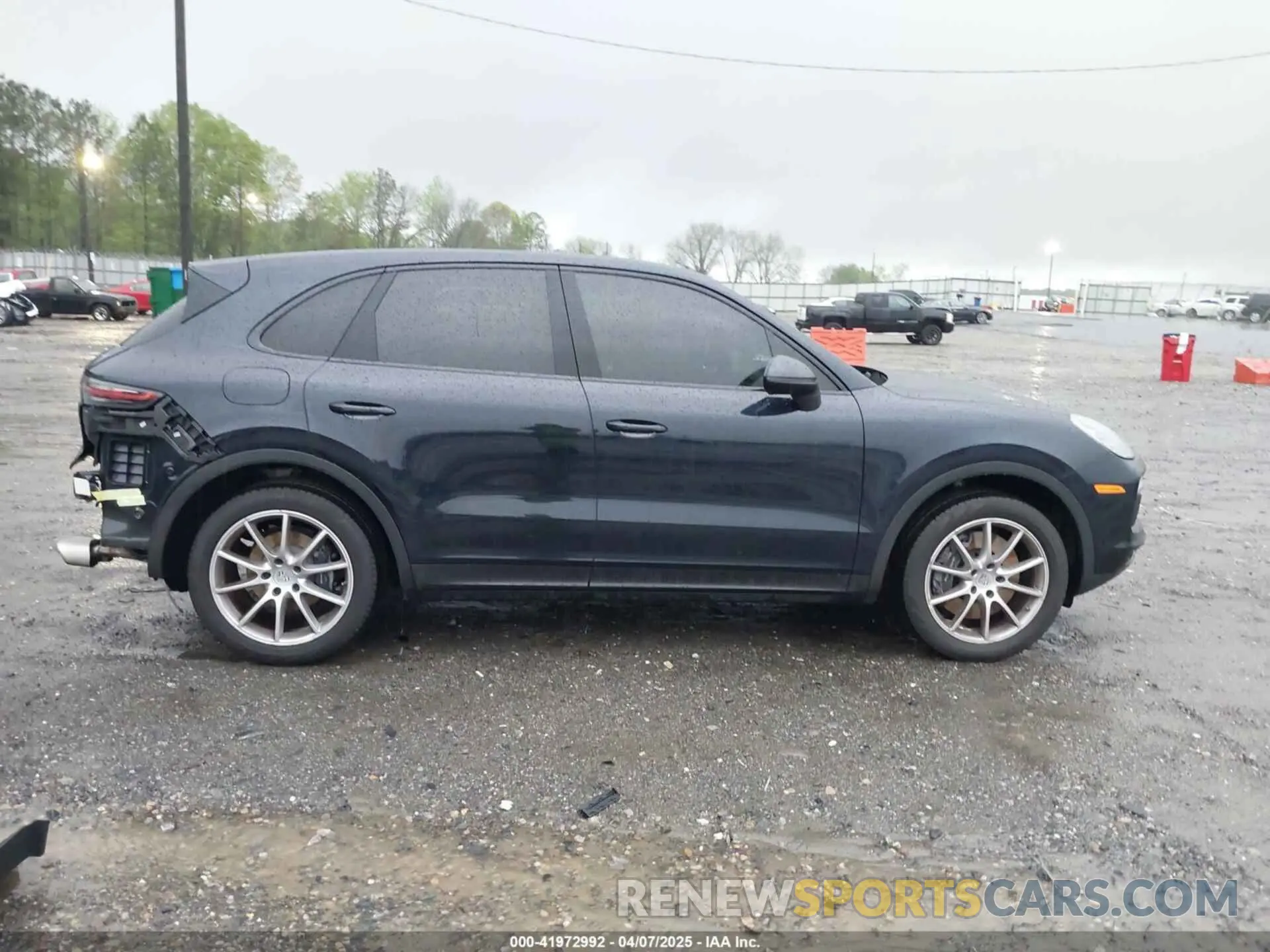 14 Фотография поврежденного автомобиля WP1AA2AY9MDA05163 PORSCHE CAYENNE 2021
