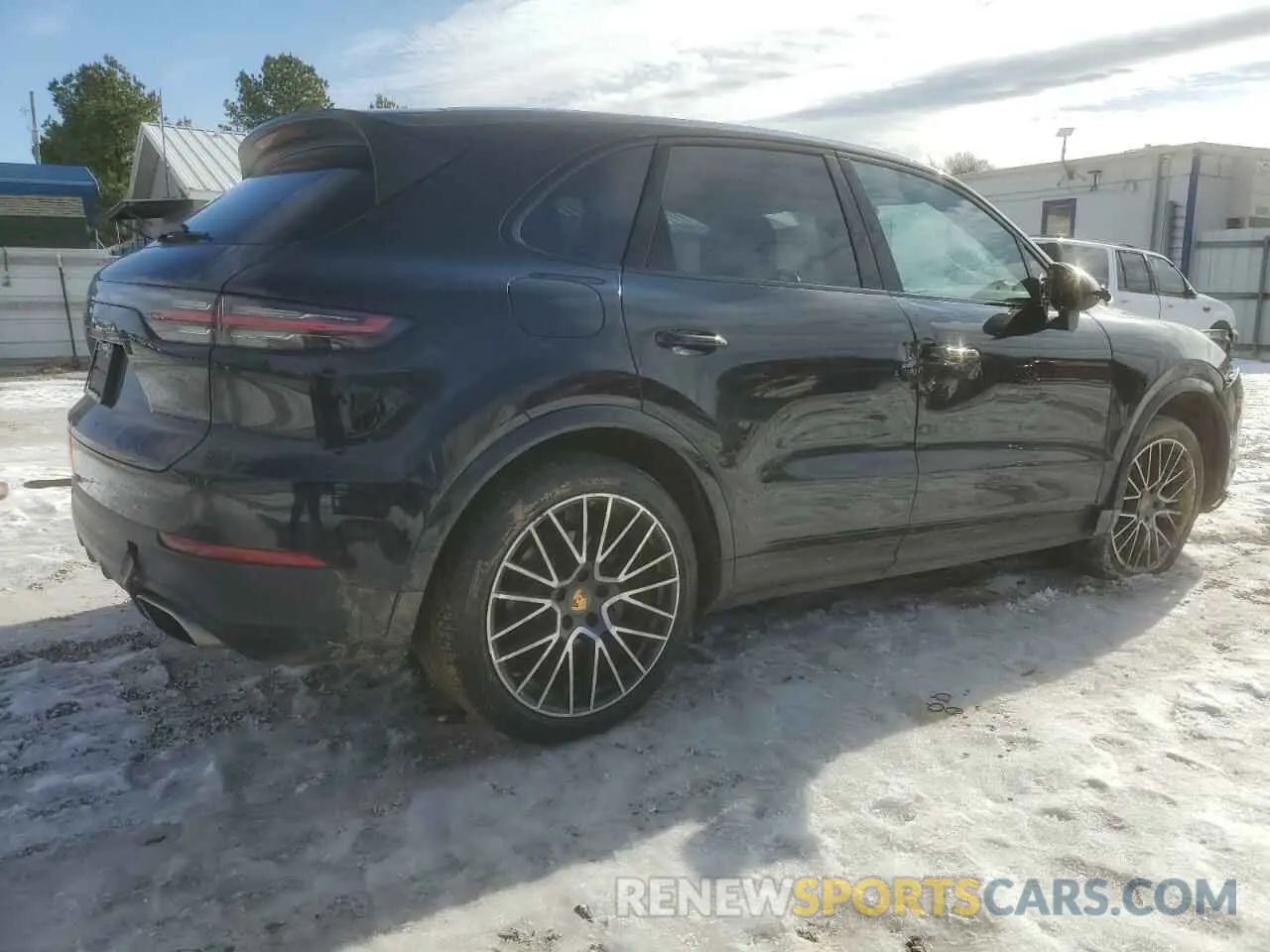 3 Photograph of a damaged car WP1AA2AYXMDA02000 PORSCHE CAYENNE 2021