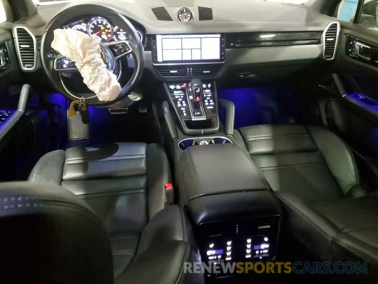 8 Photograph of a damaged car WP1AB2AY6MDA28218 PORSCHE CAYENNE 2021