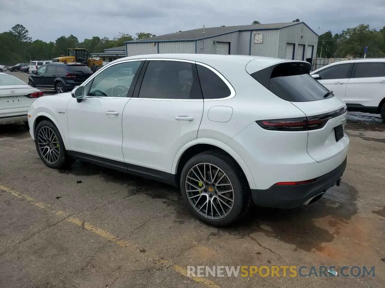 2 Фотография поврежденного автомобиля WP1AE2AY1MDA24696 PORSCHE CAYENNE 2021
