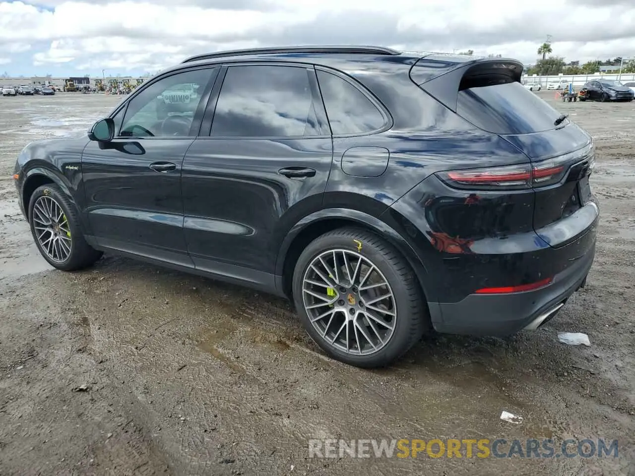 2 Photograph of a damaged car WP1AE2AYXMDA24972 PORSCHE CAYENNE 2021