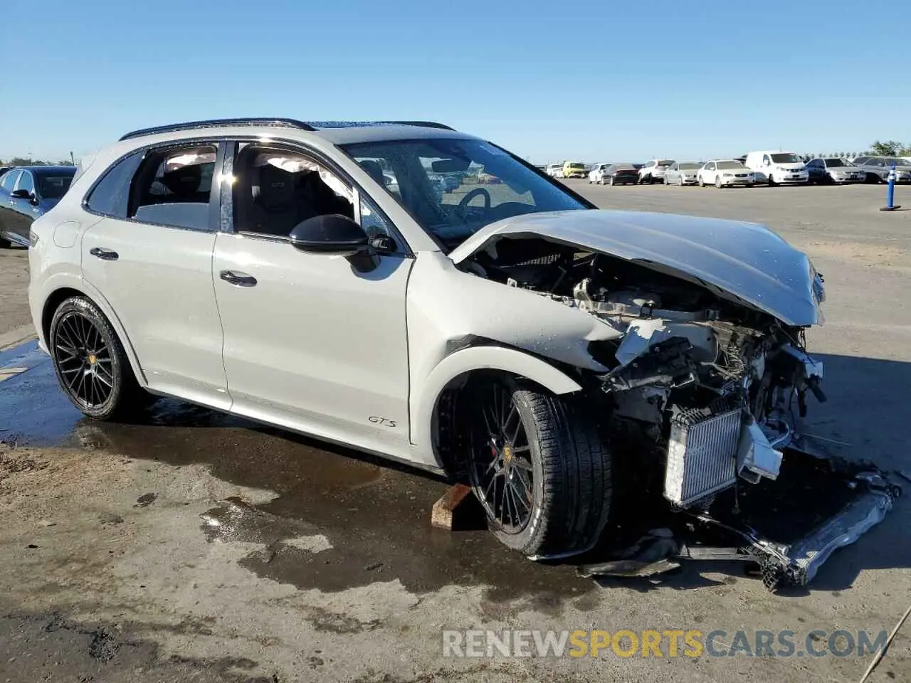 4 Photograph of a damaged car WP1AG2AY3MDA34642 PORSCHE CAYENNE 2021