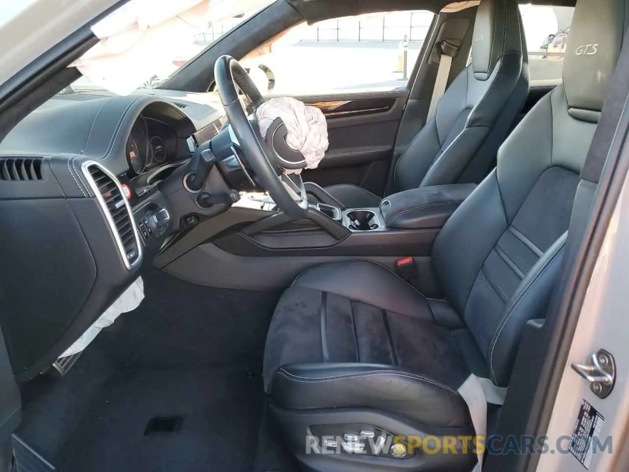 7 Photograph of a damaged car WP1AG2AY3MDA34642 PORSCHE CAYENNE 2021